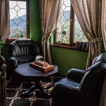 Otel Ommo Tukhlya