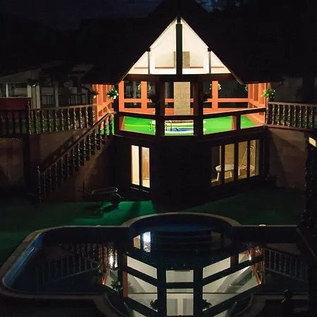 Ommo Hotel *
